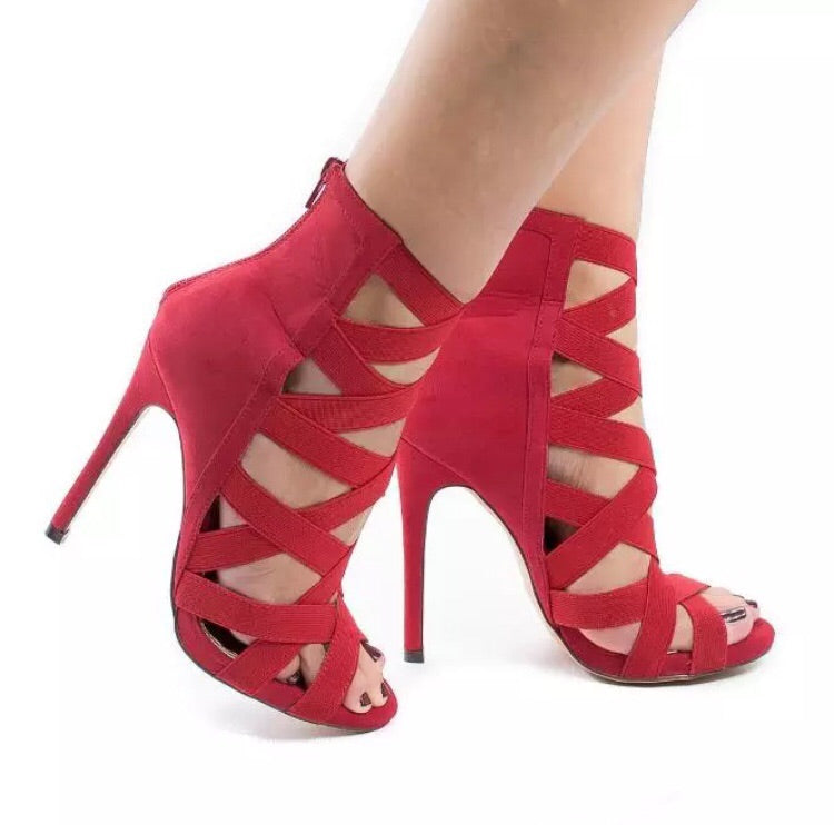 Barisimo Barrbe Stiletto Shoes (Red)